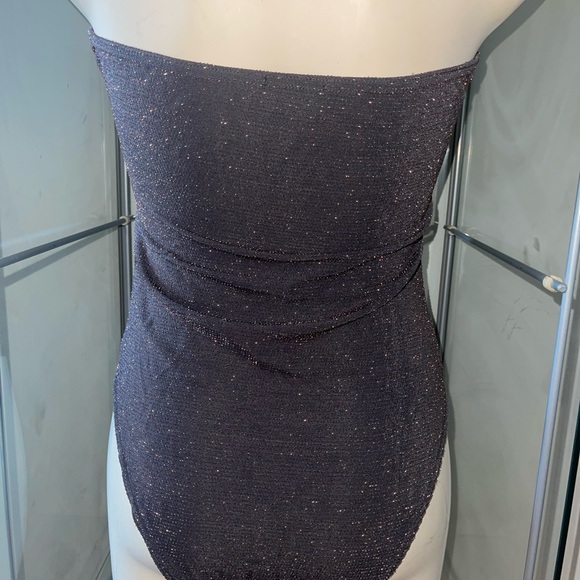 PrettyLittleThing Sparkling Sleeveless Bodysuit - Picture 4 of 11